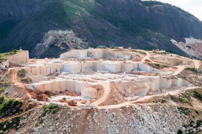 ������ɽ