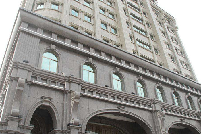 1-20111609120O42 欧式风格干挂石材幕墙的一些学问