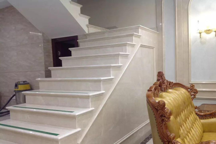 ����ʯ¥�ݳߴ�ļ��