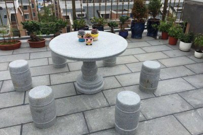 How to clean indoor sesame white granite?