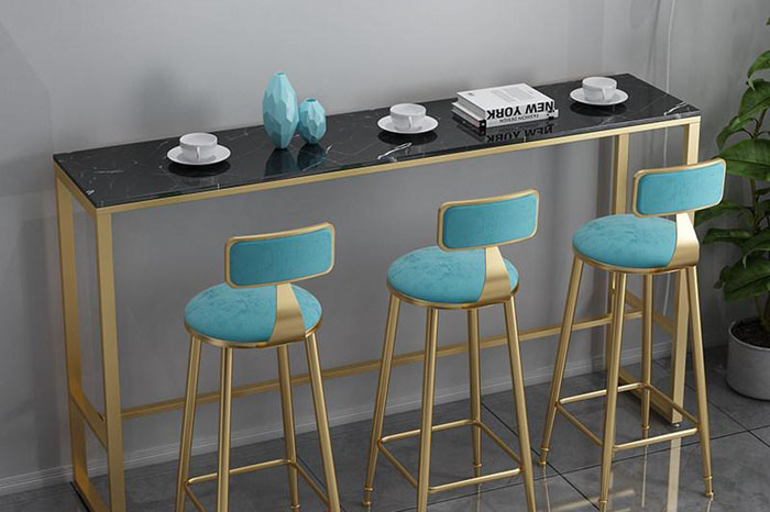 ������Ĵ���ʯ��̨�����