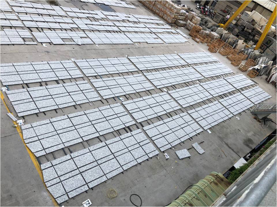 ������ĳ���д�¥ʯ�Ĳ鳭