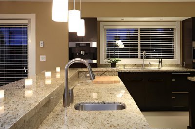 ʯ�ĳ���ˮ�����δ�����?